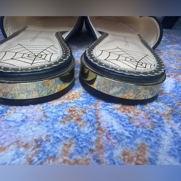 Charlotte Olympia Green and Red Animal Print Mules - Picture 5 of 8